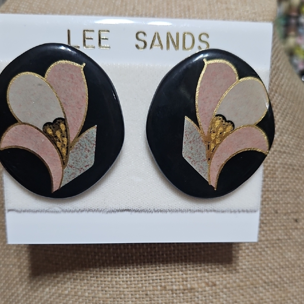Lee Sands Ceramic Necklace Set - Picture 2 of 13